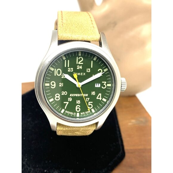 Timex Men's Watch TW4B23000 Expedition Quartz Indiglo Green Dial Leather 40mm - Picture 14 of 15